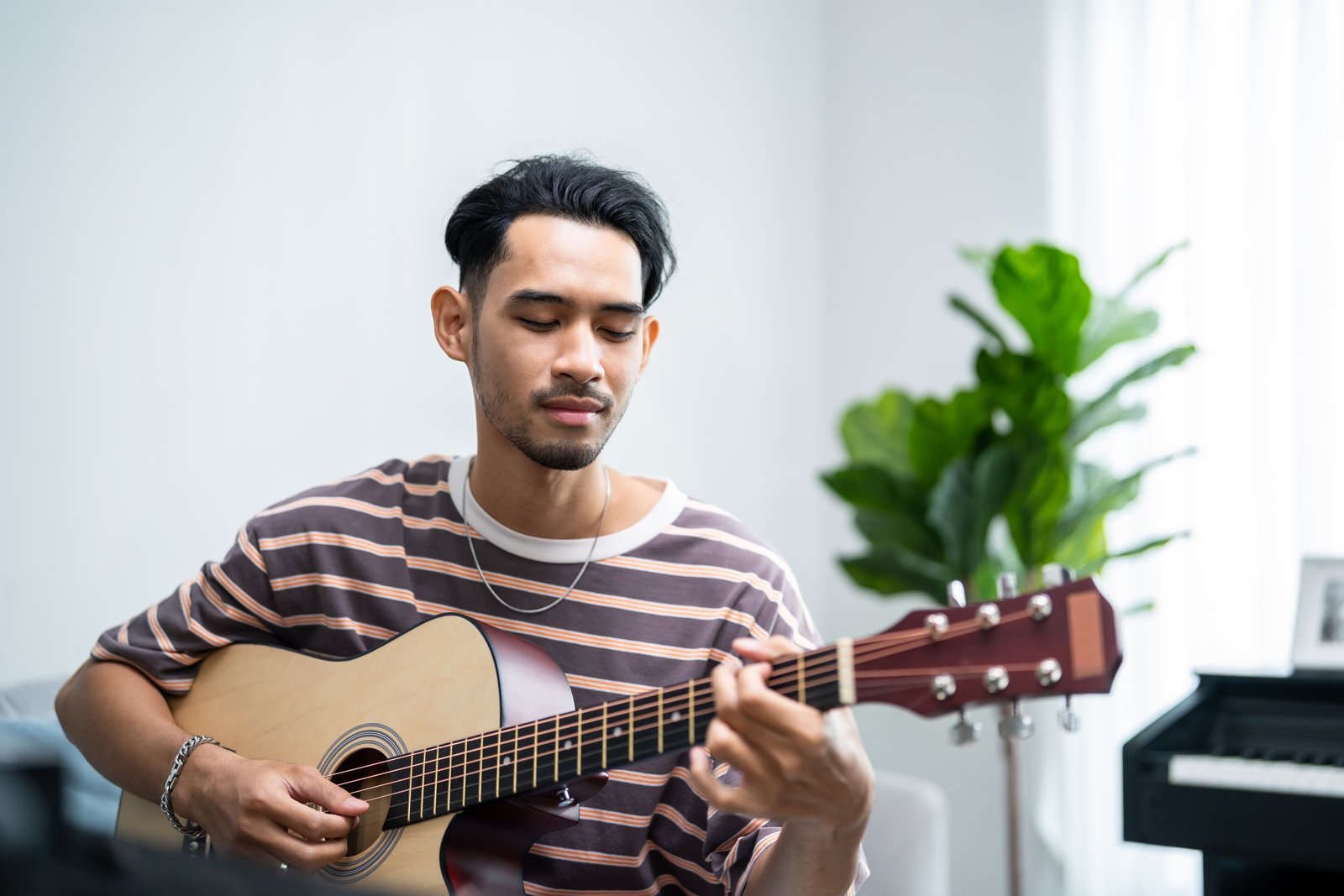 Learn Guitar Online